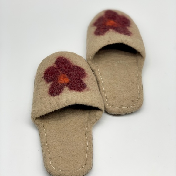 Indoor Slippers Handmade - Picture 5 of 5